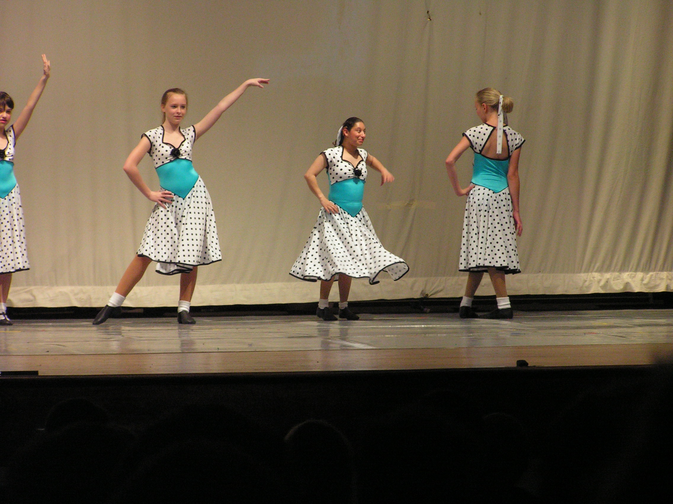 ./2006/Dance Recital/Danceurs Recital 21st 0022.JPG